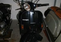 Vespa P200 E