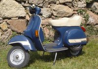 Vespa P125X